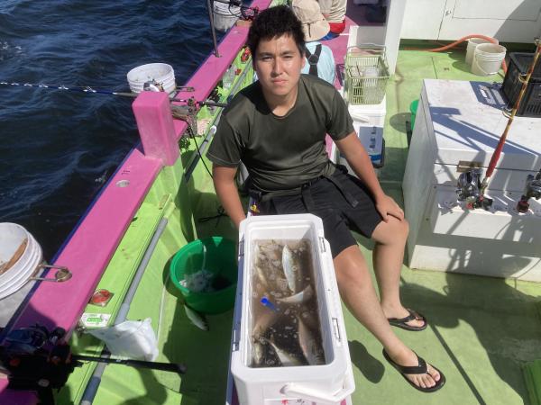 1789362039-2-1952.jpeg