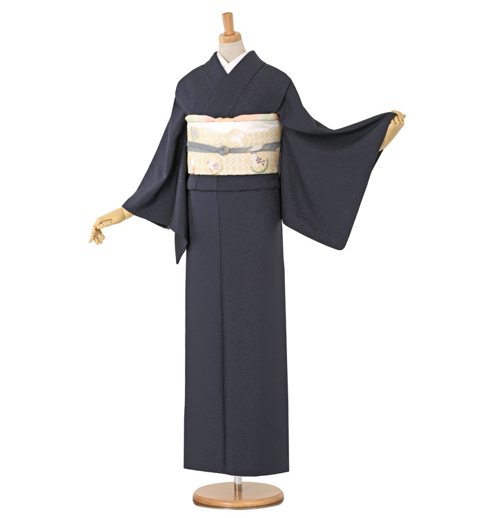グレーで人気の色無地レンタル 格安の着物レンタル 7 800円 税込8 580円 きもの３６５