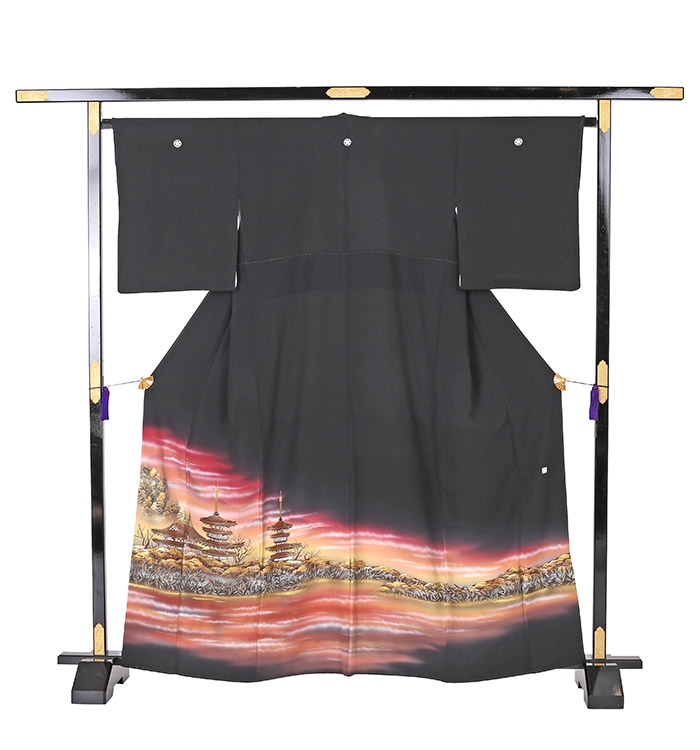 関芳 薬師寺 黒留袖 No.CA-0544-Sサイズ_03