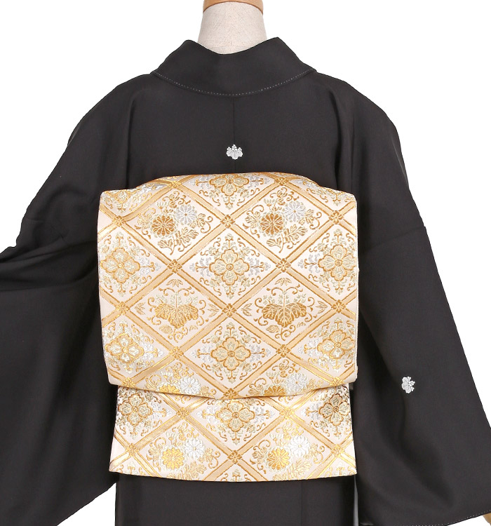 関芳 黒留袖 No.CA-0948-Lサイズ_02