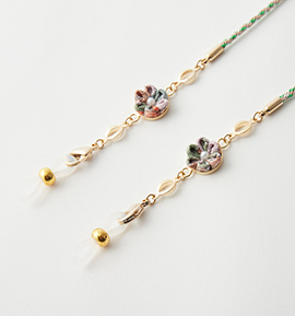 組台手組み 組紐×つまみ細工のグラスコード No.5VD-0017-04