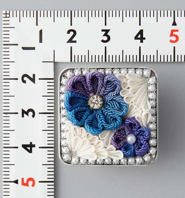 つまみ細工ラペルピン No.5VD-0019-01の通販｜きもの365