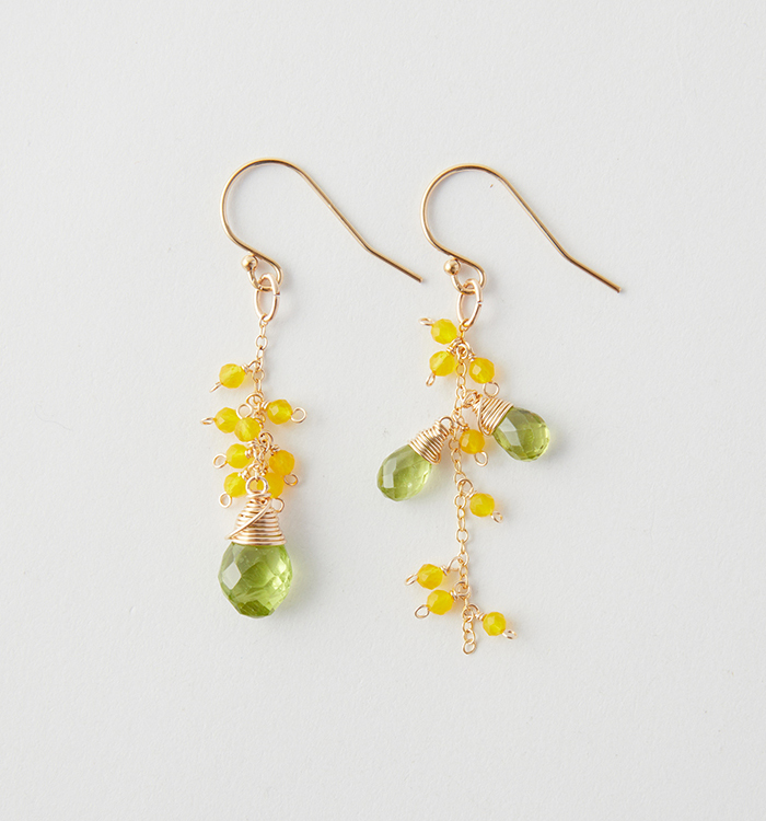 ペリドット×イエローカルセドニーミモザピアス（アシンメトリー）№5T