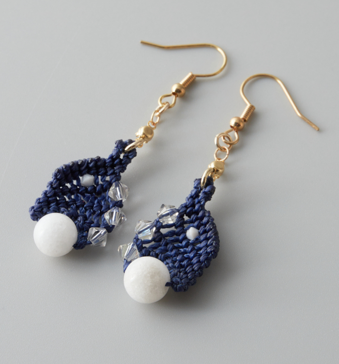 天使のマクラメピアス ネイビーブルー No.5XJ-0112-13の通販｜きもの365