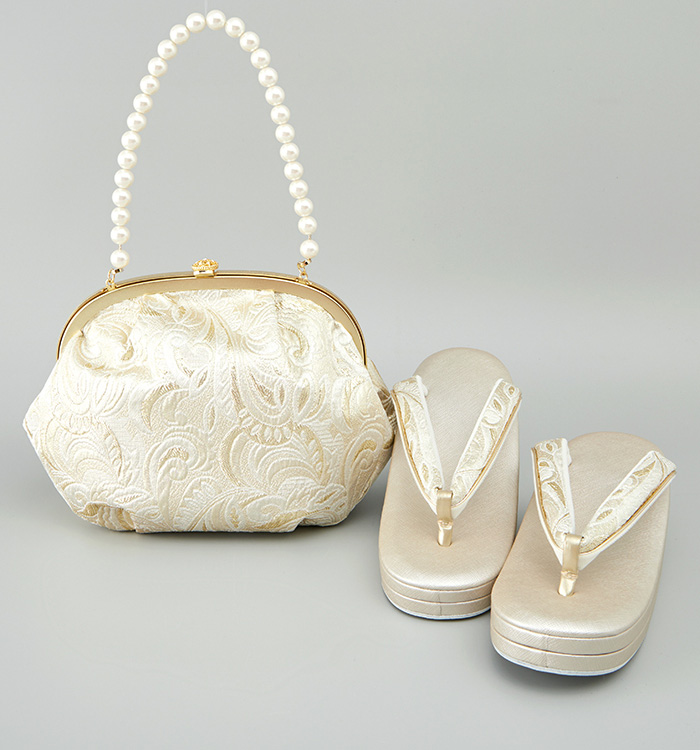 礼装用草履バッグ　金　花模様＊QA 金鷲 礼装用草履バッグ（足サイズ：23.0cm～24.5cm） No.5ZD