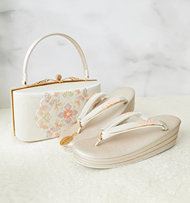 世美庵 振袖・卒業袴用草履バッグ（足サイズ：23.0cm～24.5cm） No.5ZE-1531-13