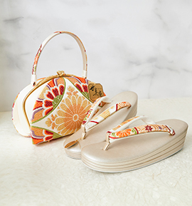 世美庵 振袖・卒業袴用草履バッグ（足サイズ：23.0cm～24.5cm） No.5ZE-1536-13