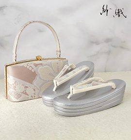紗織 振袖・卒業袴用草履バッグ（足サイズ：23.0cm～24.5cm） No.5ZE-1630-13