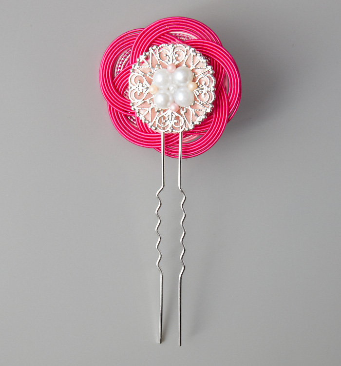 専用 七五三 雨に咲く花 房飾りの花簪 金属簪 櫛簪 玉簪 U 専用