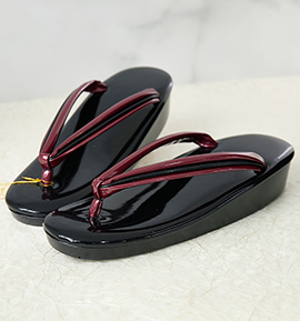 新品タグ付き　高級草履　sサイズ　黒　スワロフスキー 訪問着　21 22 洒落用草履（足サイズ：22.5cm～24.0cm） No.5ZP-0014-22の通販