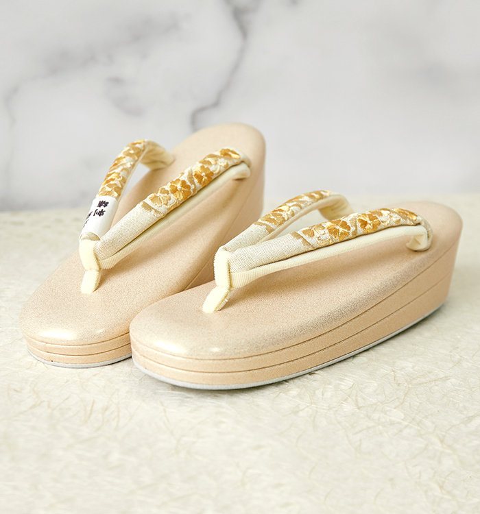 正絹刺繍鼻緒 礼装用草履（足サイズ：23.0cm～24.5cm） No.5ZP-0016-03