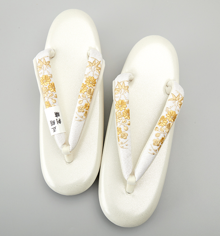 正絹刺繍鼻緒 礼装用草履（足サイズ：23.0cm～24.5cm） No.5ZP-0017-03_01