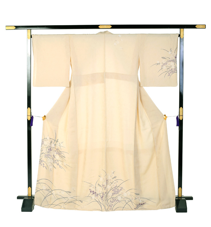 訪問着(林をまきのりで表現)綸子地2412191 訪問着(林をまきのりで表現)綸子地2412191 - メルカリ