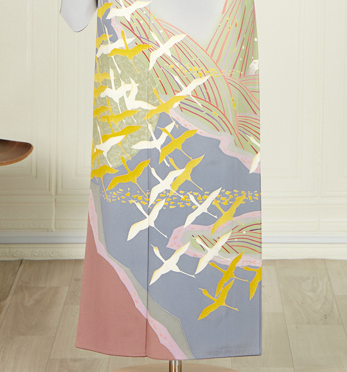 N…272…訪問着材質分かりませんが地紋わおこしの手描きとおもいますので