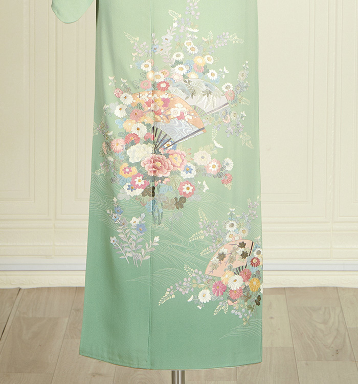 淡いグリーン 花柄刺繍 訪問着　美品　上品 刺繍 訪問着 No.AA-4930-Sサイズのレンタル｜きもの365