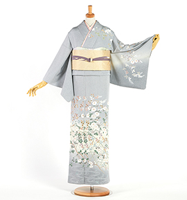 美品 伊と幸 正絹 着物 トール“松竹梅や菊、ぱっと花開く茶屋辻”訪問着S-80 美品 伊と幸 正絹 着物 トール“松竹梅や菊、ぱっと花開く茶屋辻”訪問着