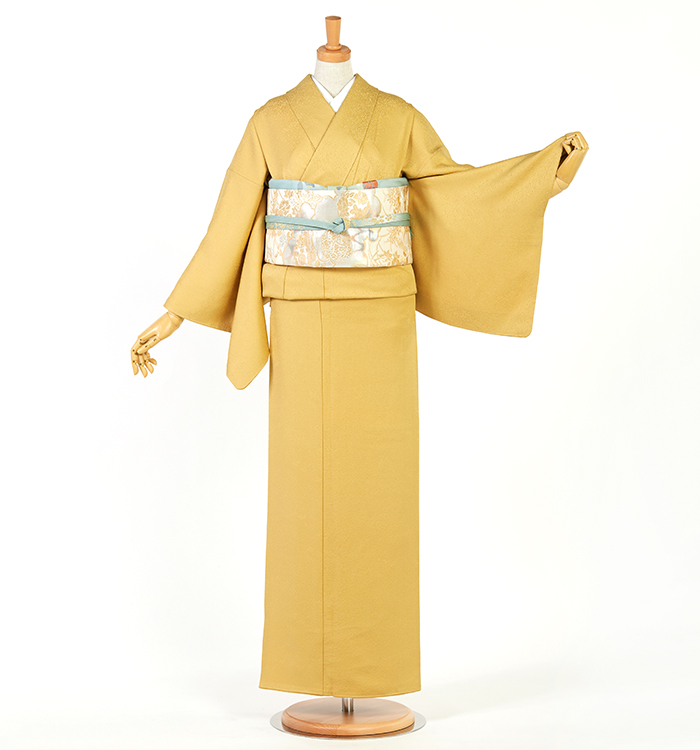 もち様　光沢のある着物生地で作られた美しい色合いと金魚が可愛い高級感のある招き猫 瑞寶 色無地 No.BA-0139-Mサイズのレンタル｜きもの365