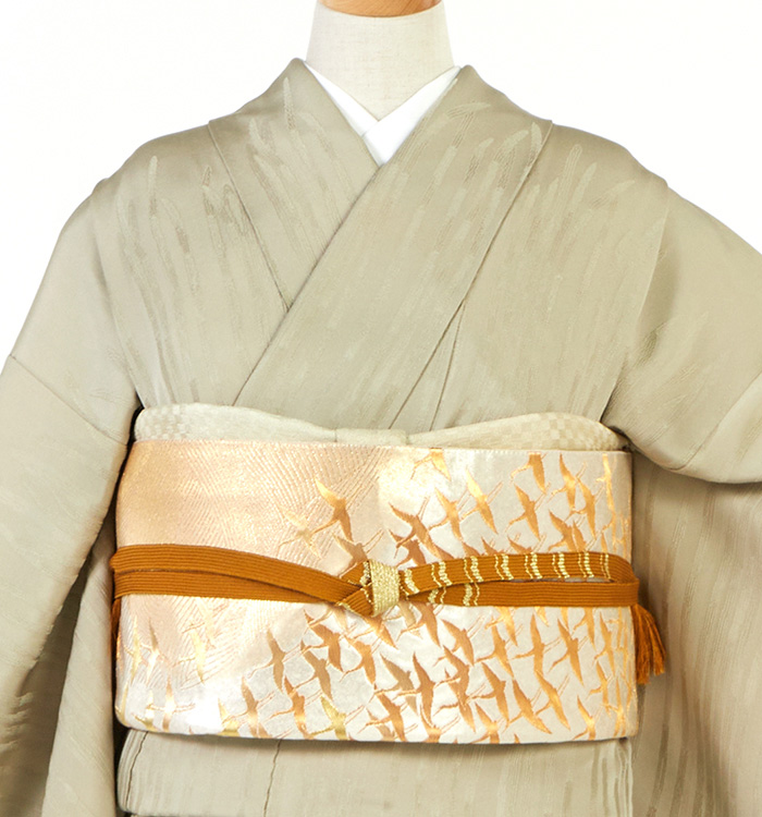 単衣　小紋【北出与三郎】 北出与三郎監修 小紋 [紋意匠生地 花菱文様に変わり七宝】正絹 日本製