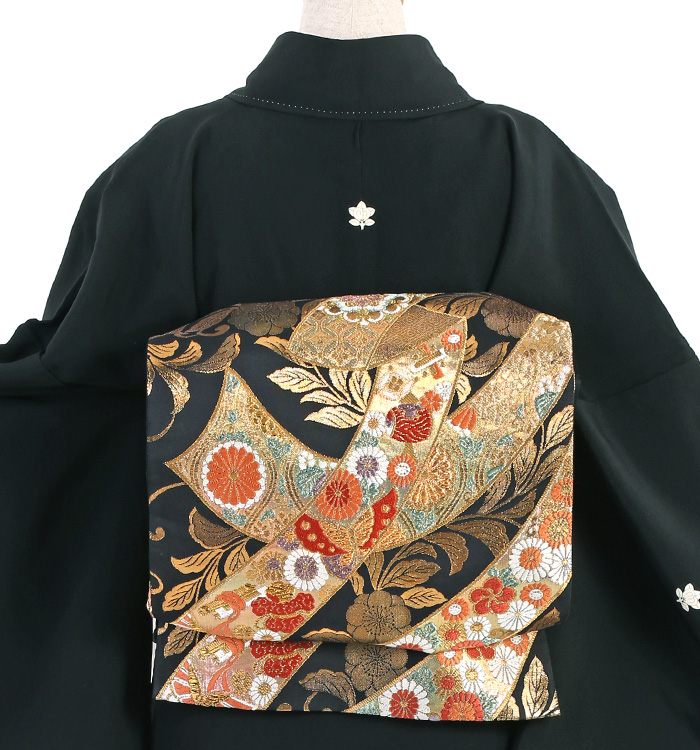 H345☆送料込み❣️ 黒留袖 着物 4枚 まとめ売り❣️ 楽天市場】黒留袖 単品 五三桐の紋入り【241128】 お仕立て上り