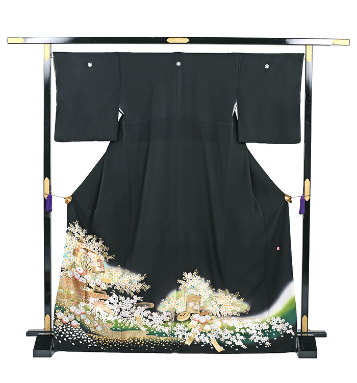 関芳 黒留袖 No.CA-1377-Mサイズ_03