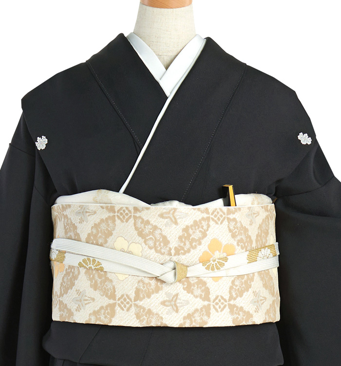 桂由美 黒留袖 No.CA-1729-Mサイズのレンタル｜きもの365