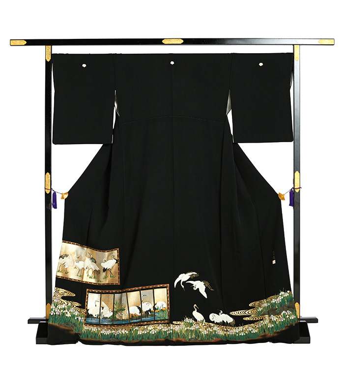 黒留袖 最高級総刺繍の黒留袖レンタル】鳳凰と唐草柄・LL～LOサイズ（163cm