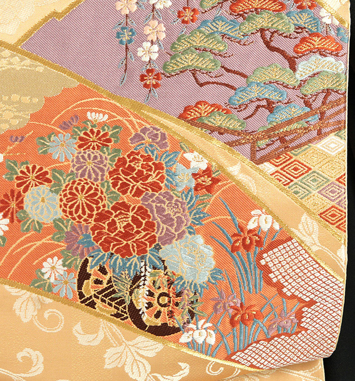 MK-1347 色留袖 華模様 花唐草 ヱ霞 金駒刺繍 楽天市場】【レンタル】留袖 レンタル kansai「T075 金駒刺繍唐華文と