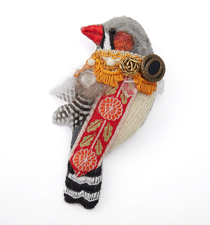 irodori az brooch(キンカチョウ) No.5XW-0004-00の通販｜きもの365