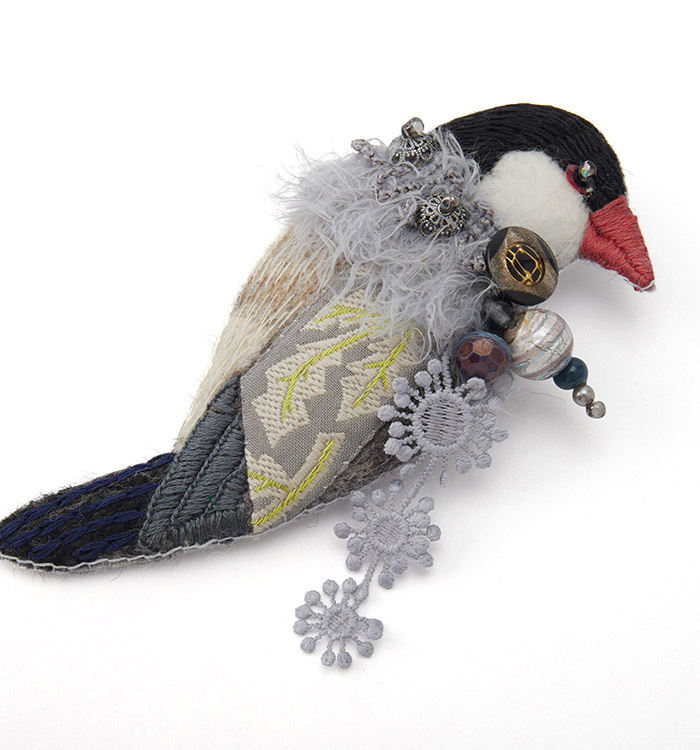 irodori az brooch(文鳥) No.5XW-0006-01の通販｜きもの365