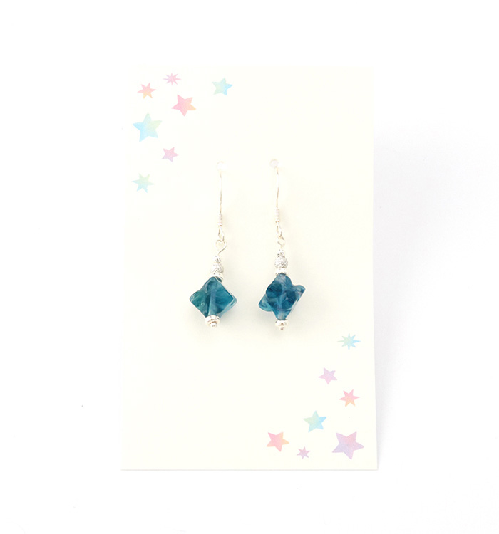 ブルーフローライトのピアス No.5XE-0042-00の通販｜きもの365