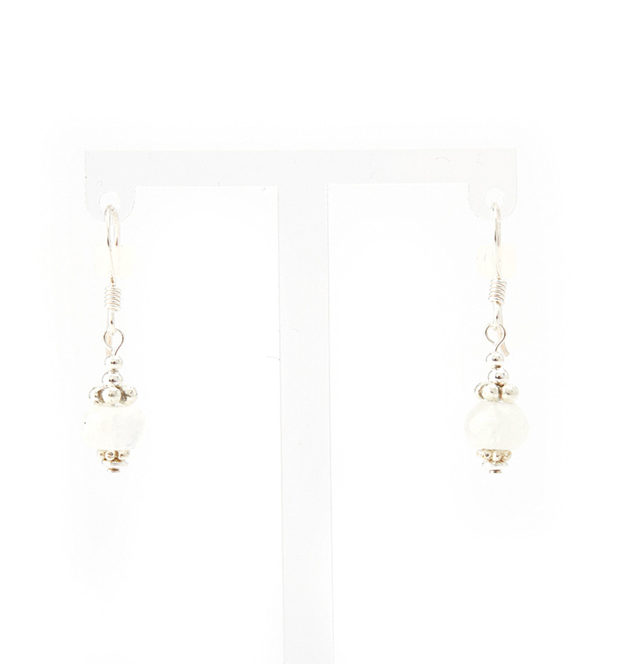 レインボームーンストーンのエスニックピアス No.5XE-0024-00の通販