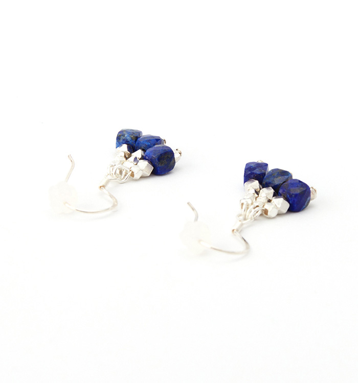 ラピスラズリのピアス（キューブストーン） No.5XE-0025-00の通販