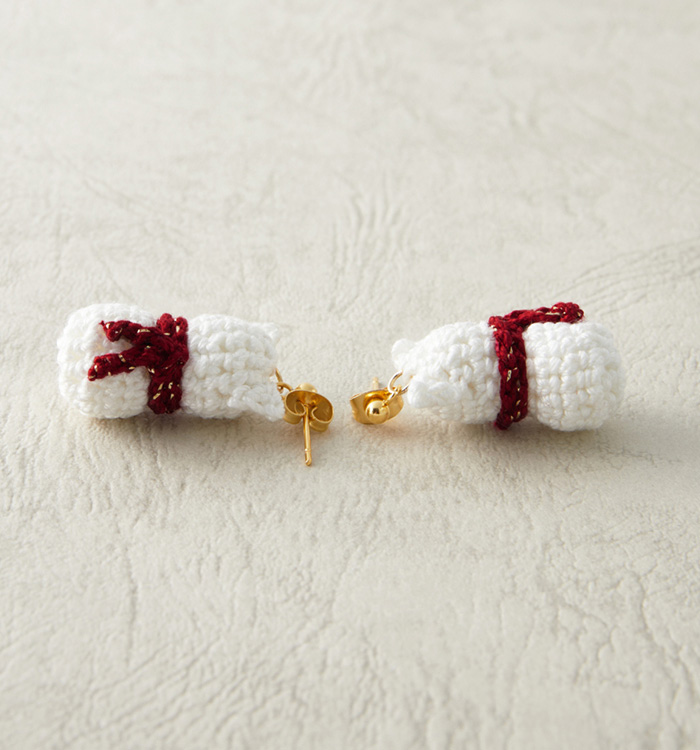 マフラーを巻いた猫ちゃん ポストピアス No.5XI-0005-01の通販｜きもの