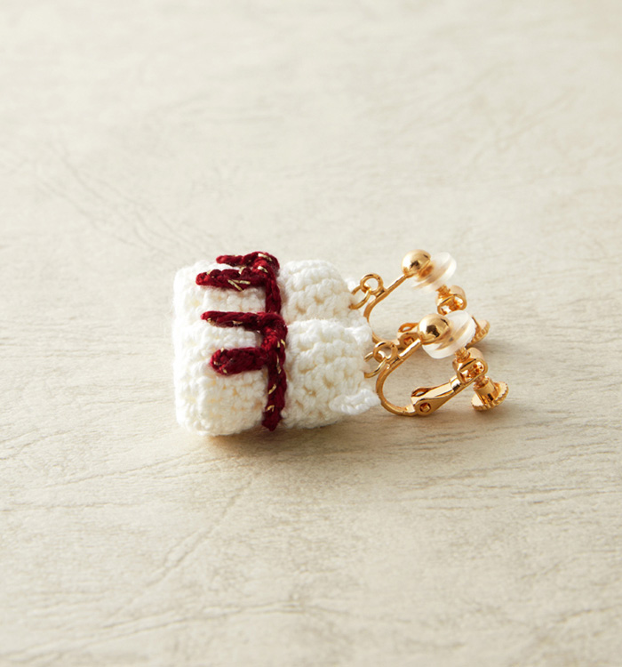 マフラーを巻いた猫ちゃん イヤリング No.5XS-0001-01の通販｜きもの365