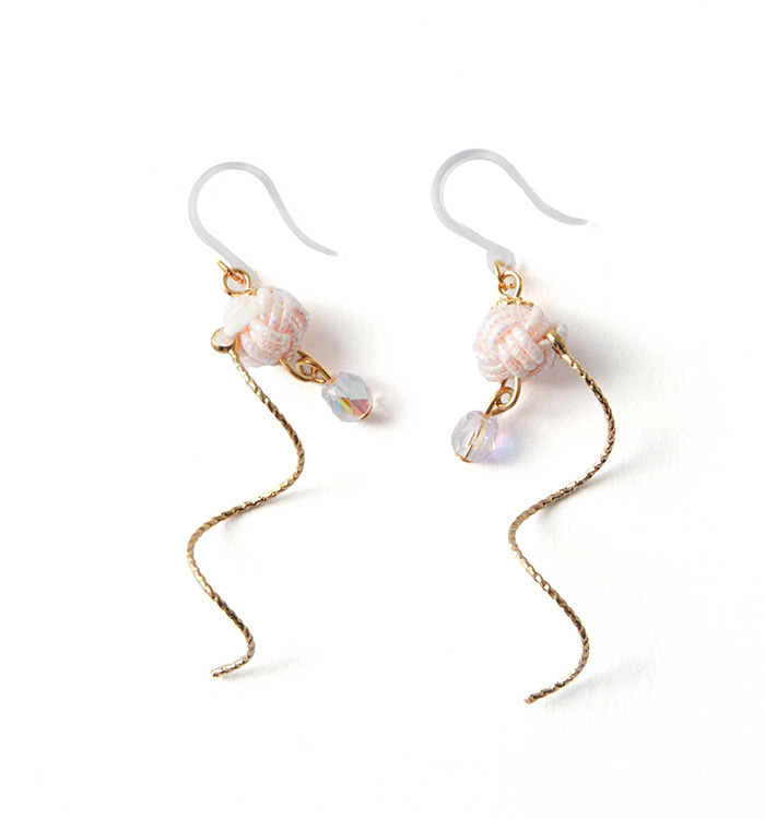 水引 〈あわじ玉〉樹脂ピアス ピンク No.5XJ-0082-00の通販｜きもの365