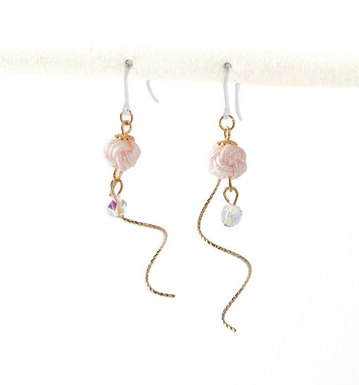 お花と崩し淡路のアシメピアス*【No.195】 お花と崩し淡路の