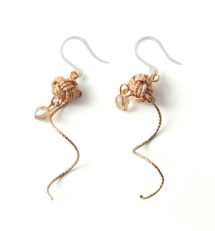 水引 〈あわじ玉〉樹脂ピアス ゴールド No.5XJ-0089-00の通販｜きもの