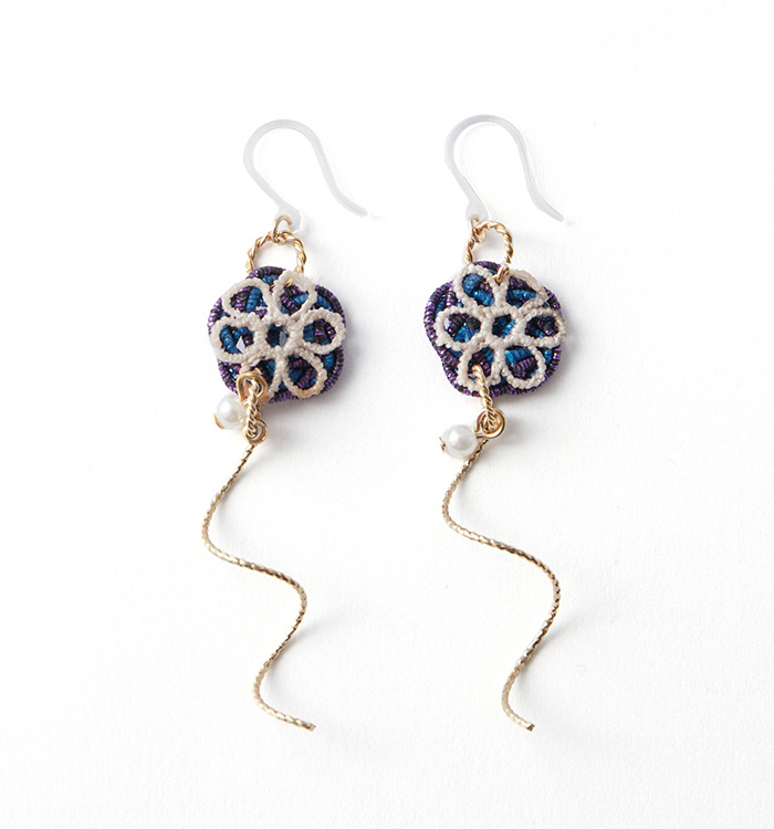 水引 〈梅結び〉樹脂ピアス 紫×青 No.5XJ-0083-00の通販｜きもの365