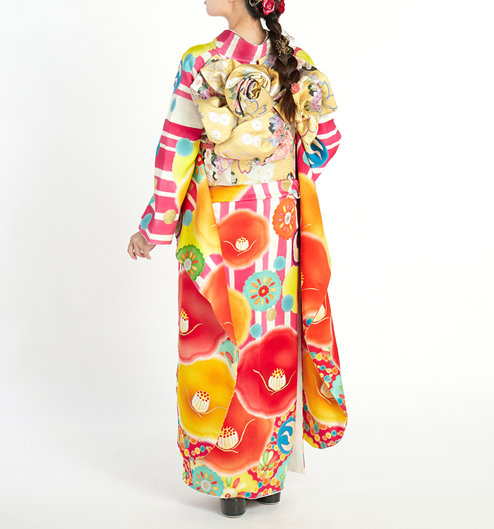 J337☆送料込み❣️振袖 着物 4枚 まとめ売り❣️ 成人式の振袖レンタル衣装 商品詳細ページ 【赤、ピンク】【振袖