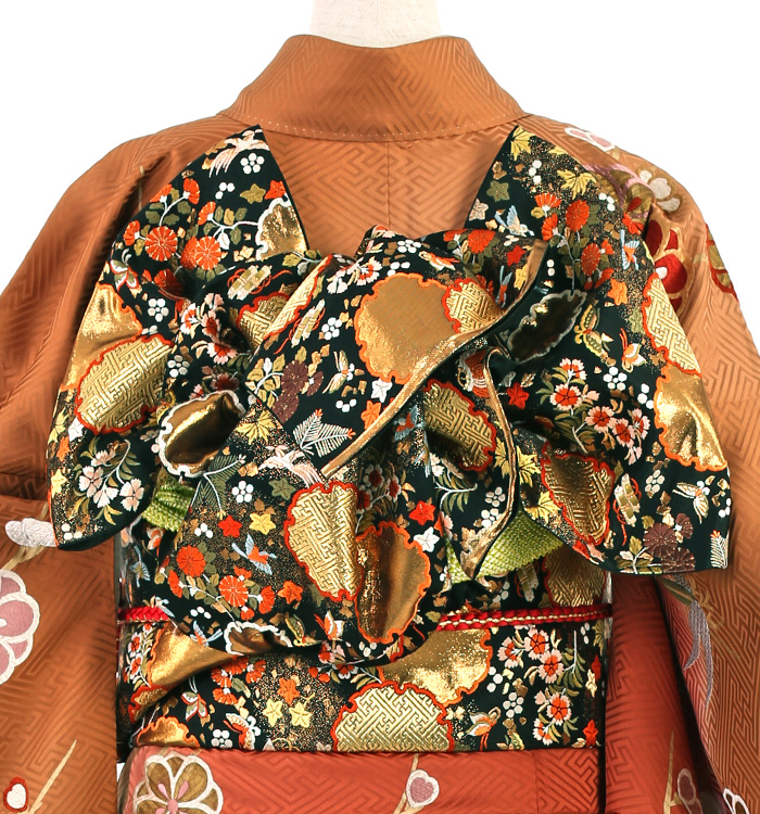 アンティーク　振袖　NO4 華徒然×吉木千沙都 ピンクベージュ 乱菊柄/牡丹柄 かわいい タカ