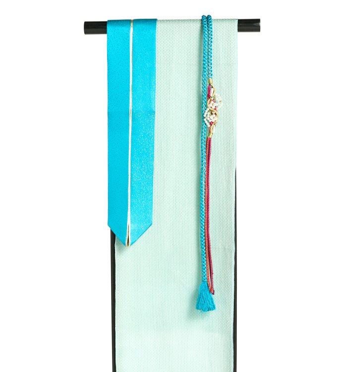 紅一点 振袖（専用襦袢付）No.EE-2545-Lサイズのレンタル｜きもの365