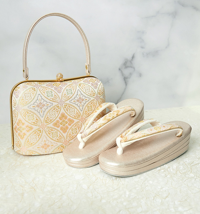 草履 バッグ(美品) NISHIORI 豪華な ベロア&エナメル ツートン 草履バッグ セット 3