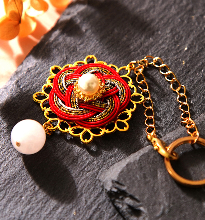 和柄巾着チャーム(パワーストーン入り) 巾着【和柄 黒】 | わたなべEC