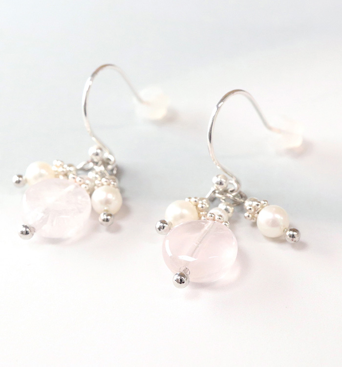 ローズクォーツと淡水パールのピアス No.5XE-0029-00の通販｜きもの365