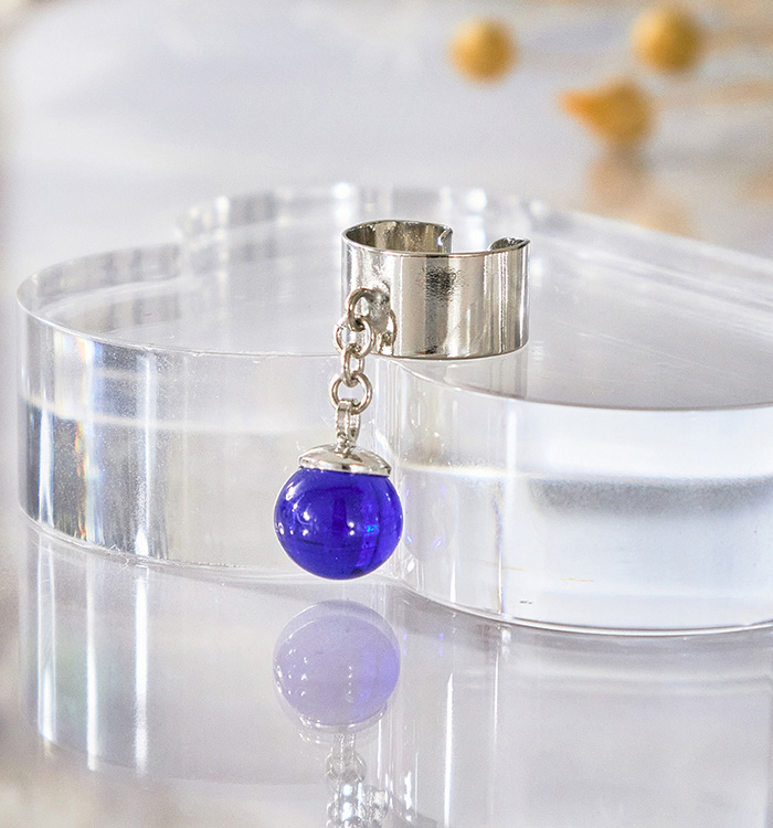 【ガラス玉イヤーカフ】瑠璃玉 No.5XT-0024-00