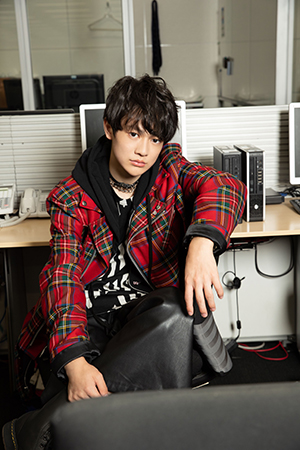 あの電車を“スパドラ”カラーに変更!?SUPER★DRAGON・伊藤壮吾のコラボしてみたい電車BEST3