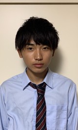 井上　太希