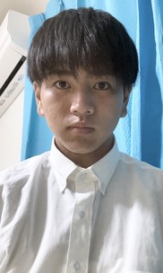 中里駿介