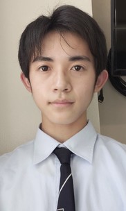 外川蓮士