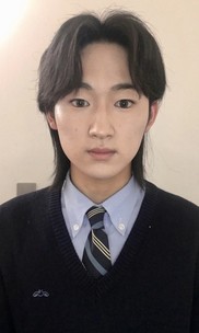 折茂奏弥